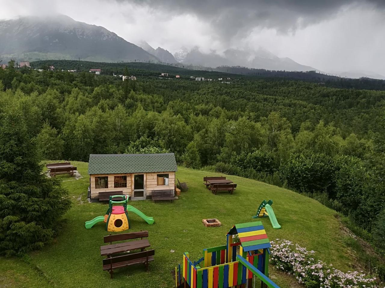 Penzion Chata Valaska Vysoké Tatry Exteriör bild